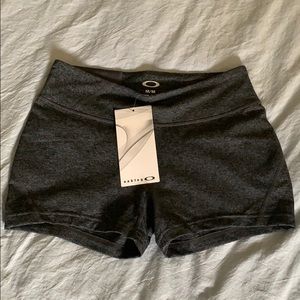 BNWT Oakley Exercise Shorts - Medium
